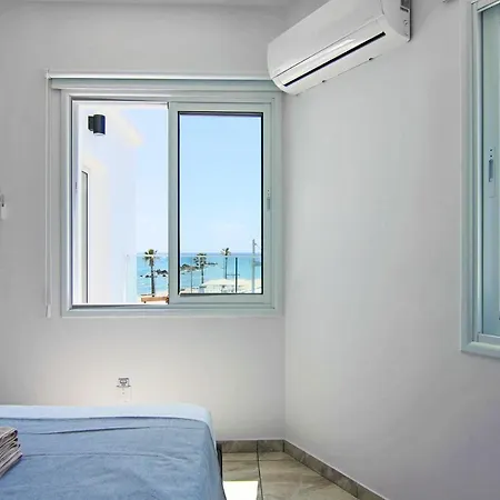Phaedrus Living: Seaside Luxury Flat Lighthouse 74 Apartment Paphos Exterior photo